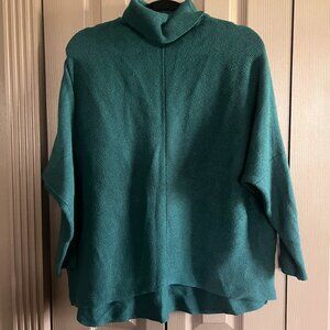 Oversized Green Turtle Neck Sweater
